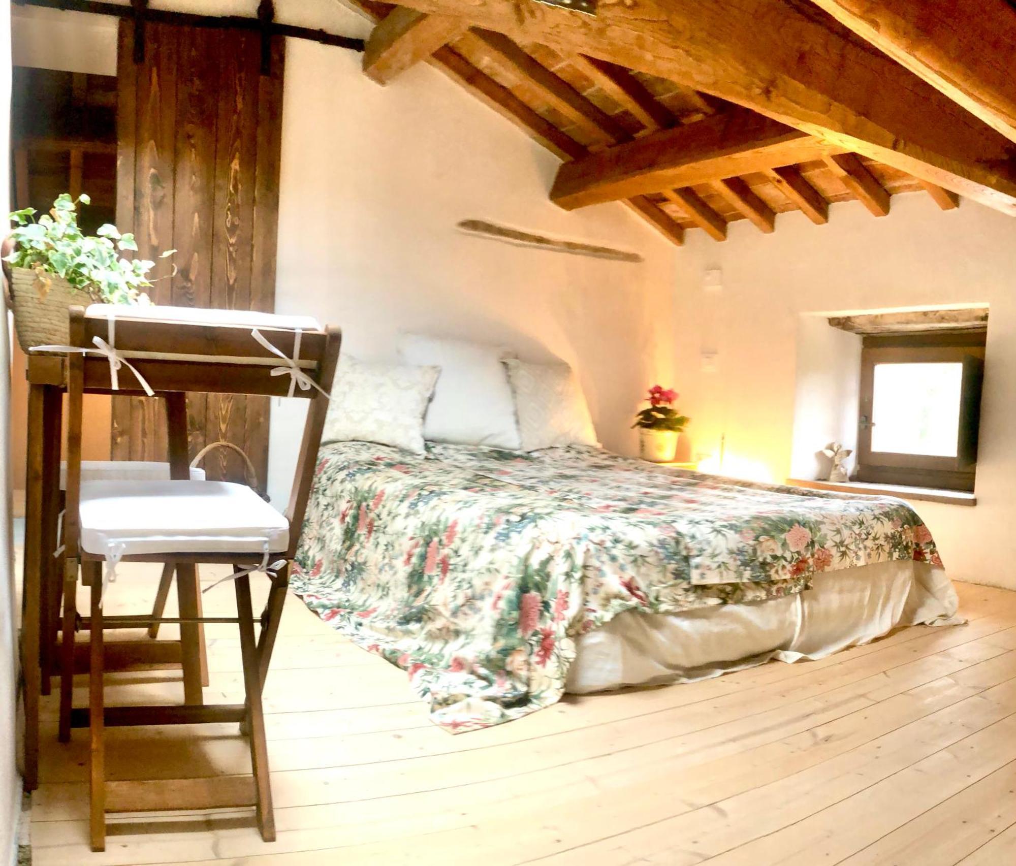 Poggioni Bio Agriturismo Alba Etrusca Di Cortona - Organic Farmhouse- Appartamento Lavanda-Appartamento Rosmarino - Vasca Idromassaggio Esterna מראה חיצוני תמונה